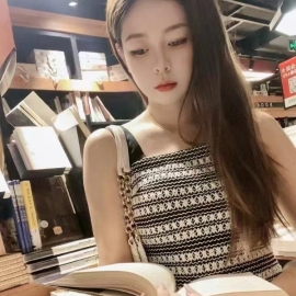 体验颜值大胸小艾