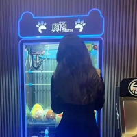 颜值挺高的一个00后兼职妹
